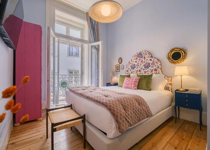 Konukevi Casinha Flores Lisboa