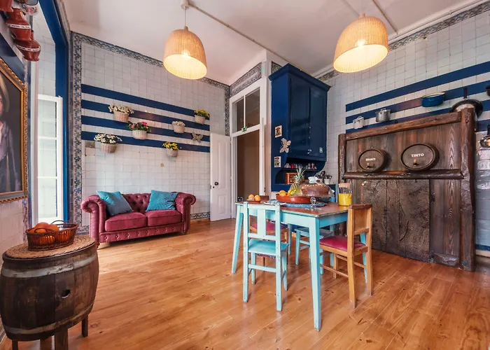 Konukevi Casinha Flores Lisboa