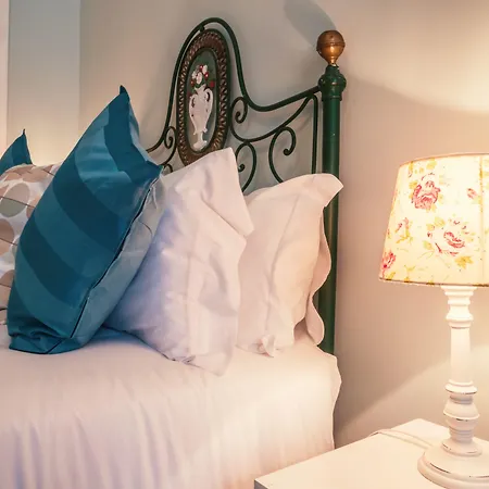 Πανσιόν Casinha Flores