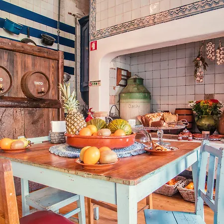 Πανσιόν Casinha Flores Lisboa