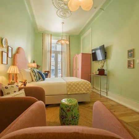 Πανσιόν Casinha Flores 3*